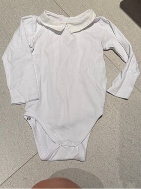 Jacadi White Long-Sleeve Baby Bodysuit with Peter Pan Collar